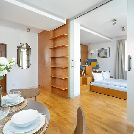 Beautiful Aleje Marcinkowskiego With Balcony By Renters شقة *