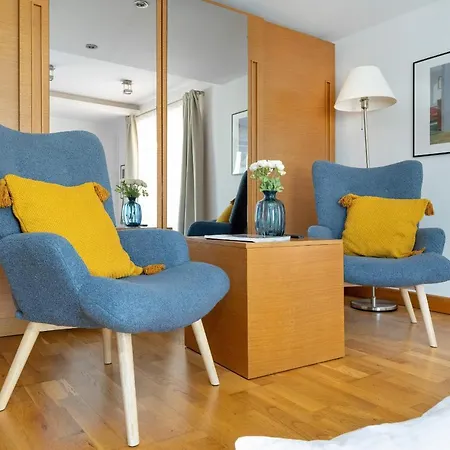 Beautiful Aleje Marcinkowskiego With Balcony By Renters