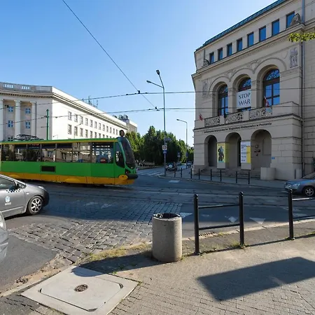 Beautiful Aleje Marcinkowskiego With Balcony By Renters Apartment